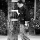Illustration for article titled 120 Striking Street Photos